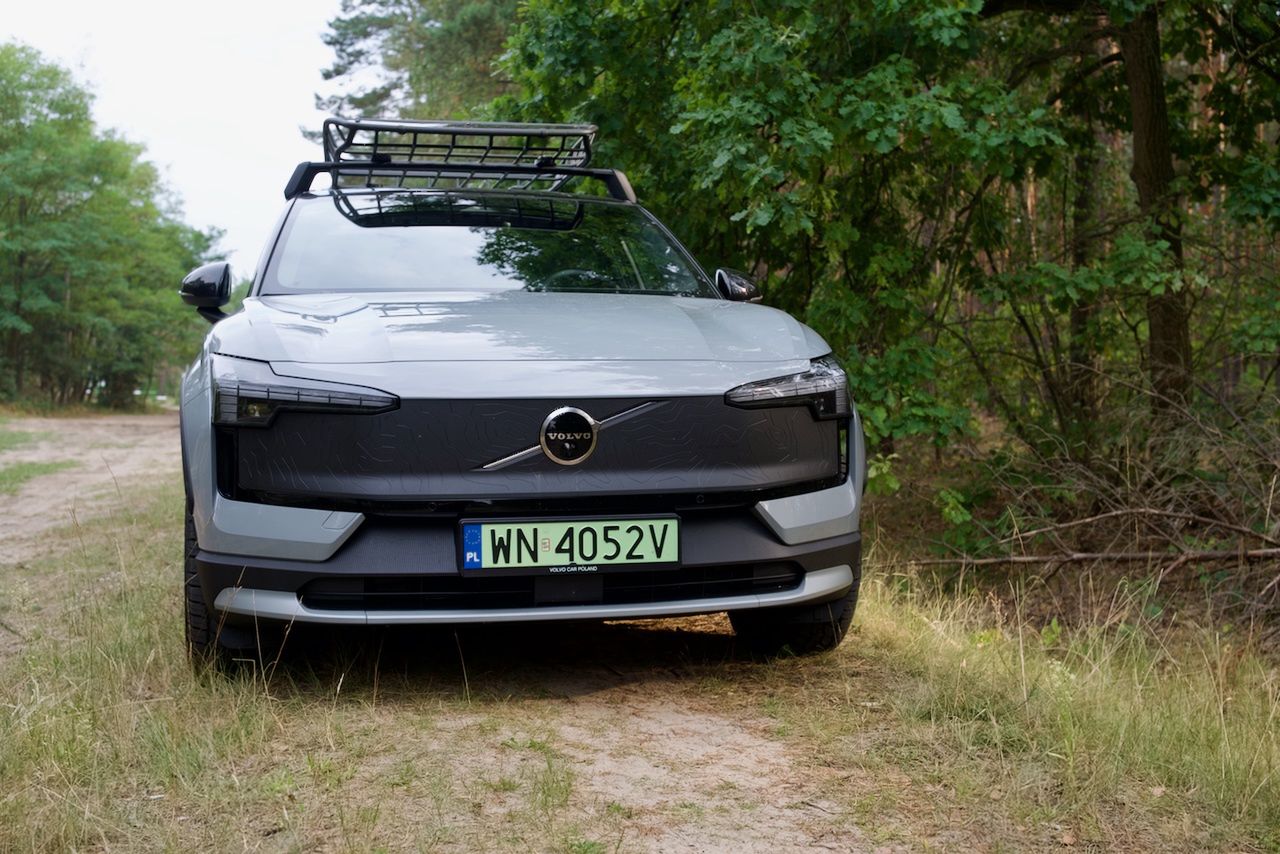 Volvo EX30 Cross Country