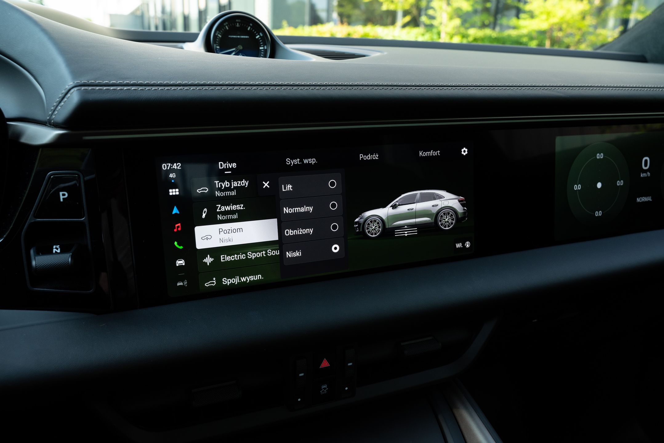 Porsche Macan Turbo EV