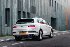 Bentley Bentayga EWB Azure