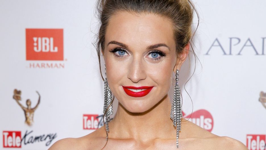 Julia Kamińska wozi się luksusowym autem..