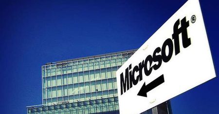 Natywna obsługa USB 3.0 zamiast DVD. Microsoft ujawnia informacje o Windowsie 8