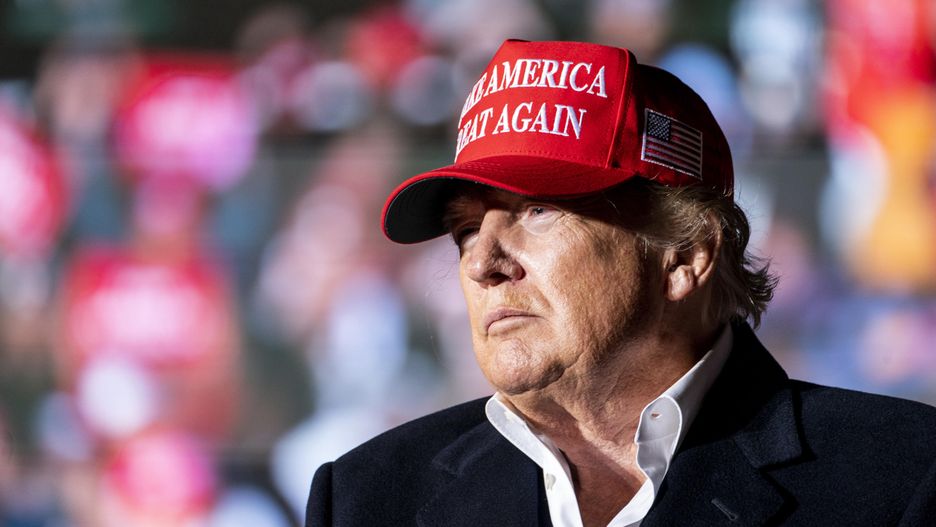 FLORENCE, ARIZONA - JANUARY 15, 2022:  Former US President Donald Trump speaks to his thousands of supporters at an outdoor rally in Florence, Arizona Saturday January 15, 2022.  (Photo by Melina Mara/The Washington Post via Getty Images)