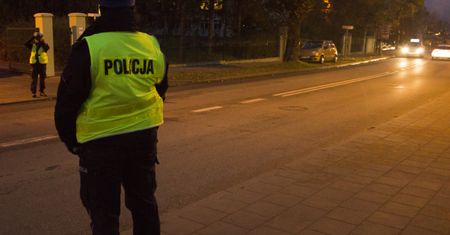Stracił prawo jazdy, zanim zdążył je odebrać. 18-latek popełnił poważny błąd