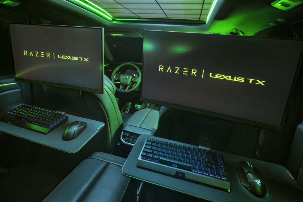 Razer Lexus TX - probably the first gaming car