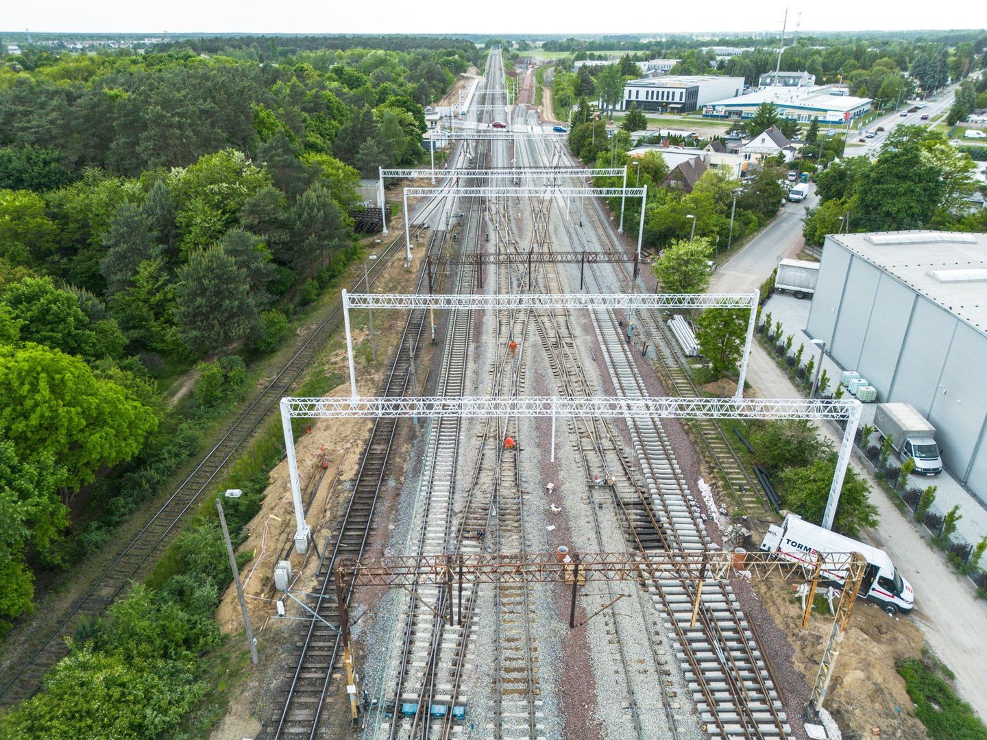 Trwają prace nad budową łącznicy, która połączy Towarową Obwodnicę Poznania i linię kolejową nr 354 Poznań - Piła. Pojadą tędy pociągi Poznańskiej Kolei Metropolitalnej.