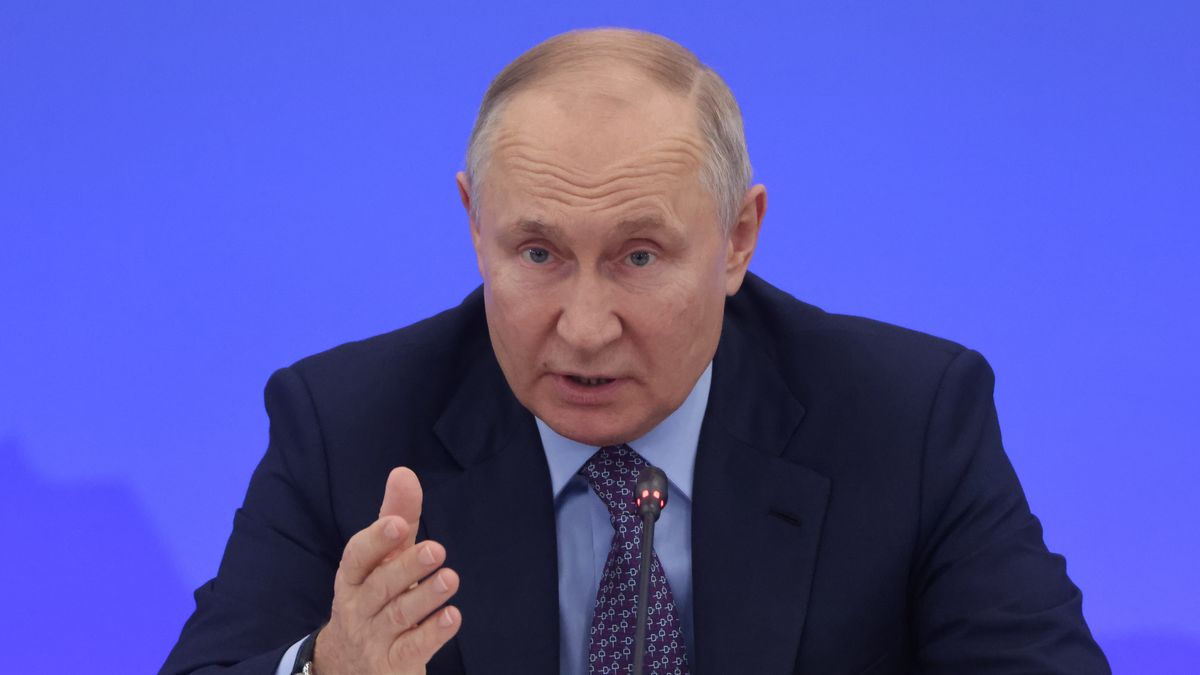 VELIKY NOVGOROD, RUSSIA - SEPTEMBER 21: (RUSSIA OUT) Russian President Vladimir Putin delivers a speech during the State Council's Presidium on September 21, 2023 in Veliky Novgorod, Russia. President Putin is having a one-day trip to northwestern region of Veliky Novgord oblast. (Photo by Contributor/Getty Images)