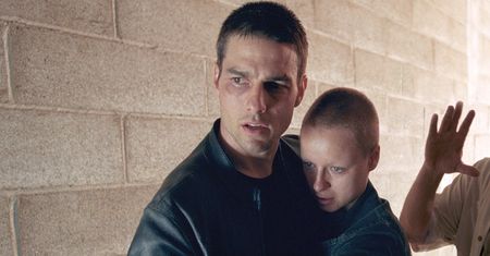 Tom Cruise rzucił się na aktorkę. Uratował jej życie w ostatniej chwili