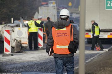 Polacy coraz częściej skarżą pracodawców. To jest dla nich problem