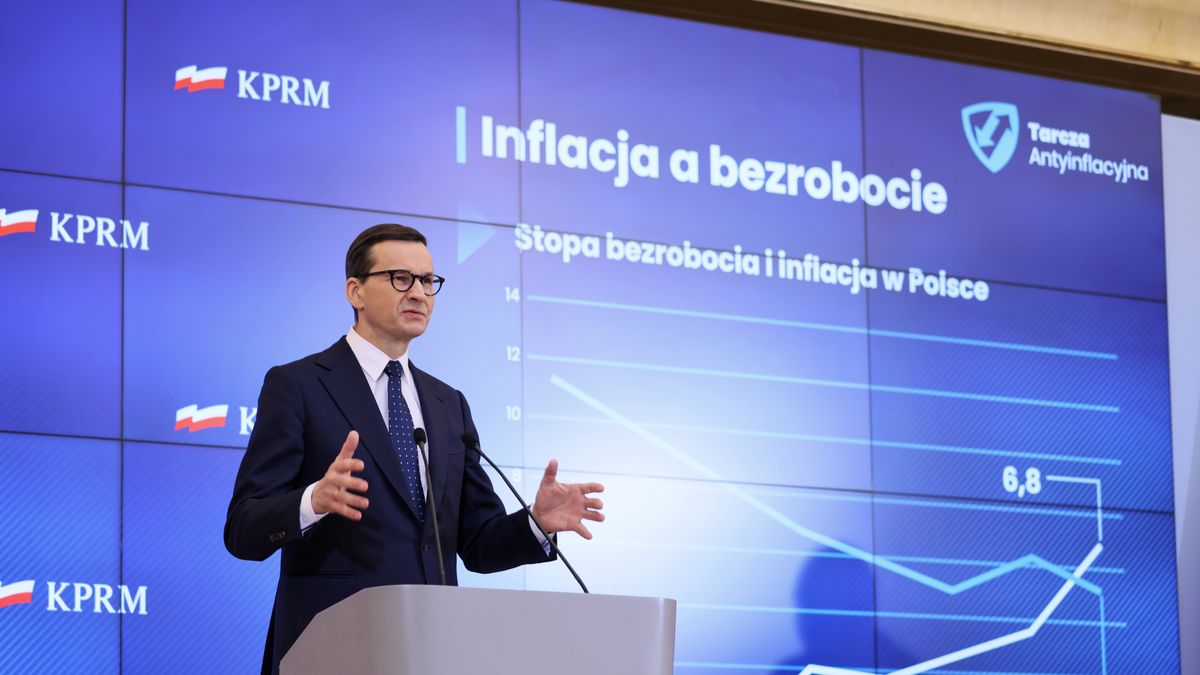 Warszawa, 25.11.2021. Premier Mateusz Morawiecki podczas konferencji prasowej w KPRM, 25 bm. (sko) PAP/Leszek Szymański