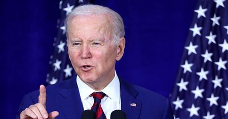 Biden robi to po cichu. Chodzi o uciekinierów z Rosji