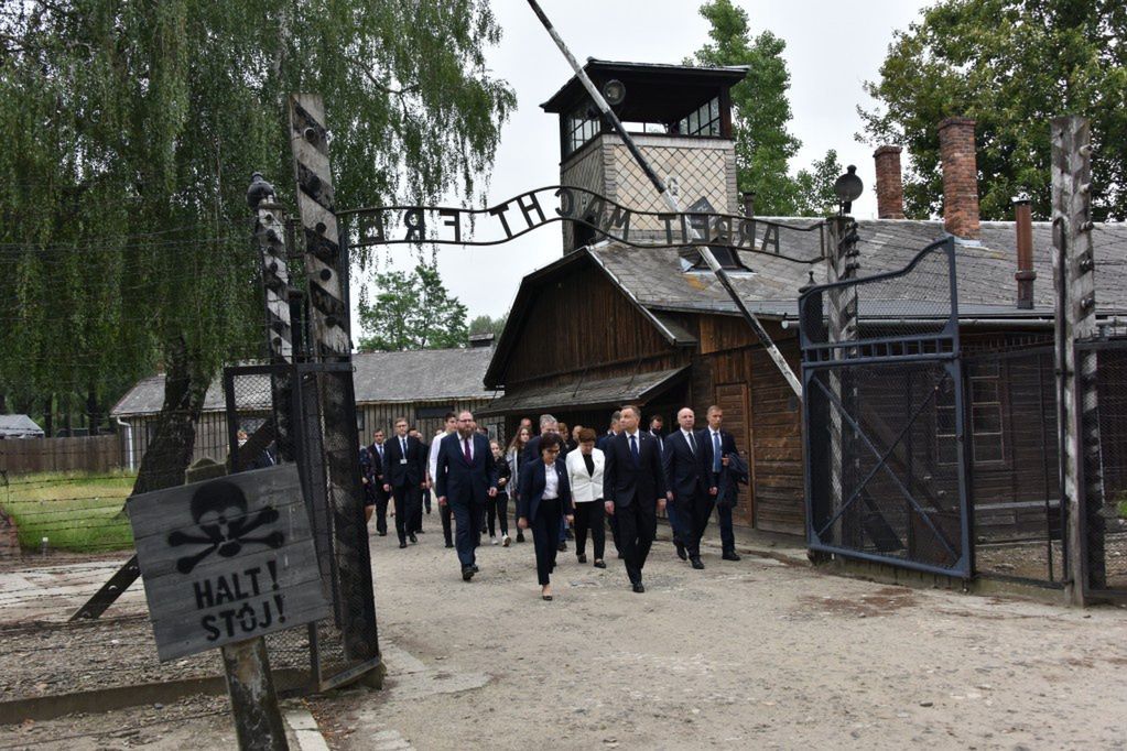 Auschwitz. 80 lat temu Niemcy przywieźli do obozu 728 Polaków