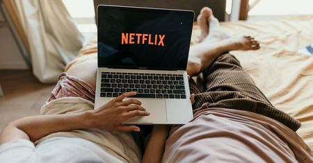 Netflix traci użytkowników pierwszy raz od 2011 roku. Będzie blokował współdzielenie kont
