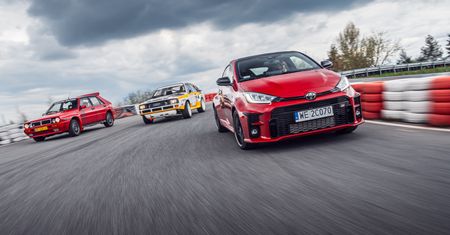 Toyota GR Yaris kontra rajdowe legendy 4x4: Audi quattro i Lancia Delta HF Integrale