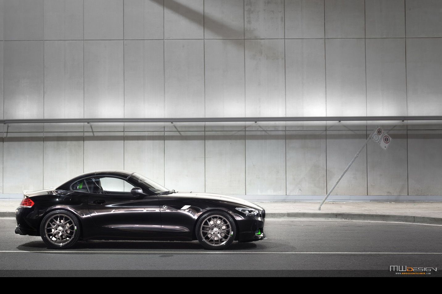 BMW-Z4-Slingshot-Nike-MWDEsign-6