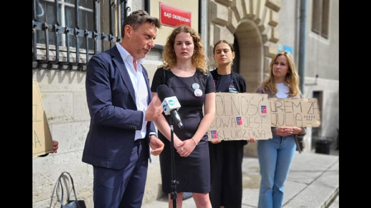 Krzyczała "j***ć PiS. Usłyszała prawomocny wyrok. 