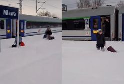 Nagranie z Mławy. Film ze stacji robi furorę w sieci