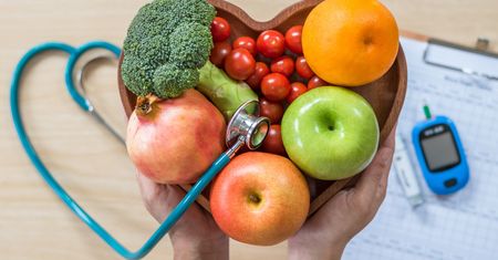 Dieta dla cukrzyka – jakie zamienniki wybierać?