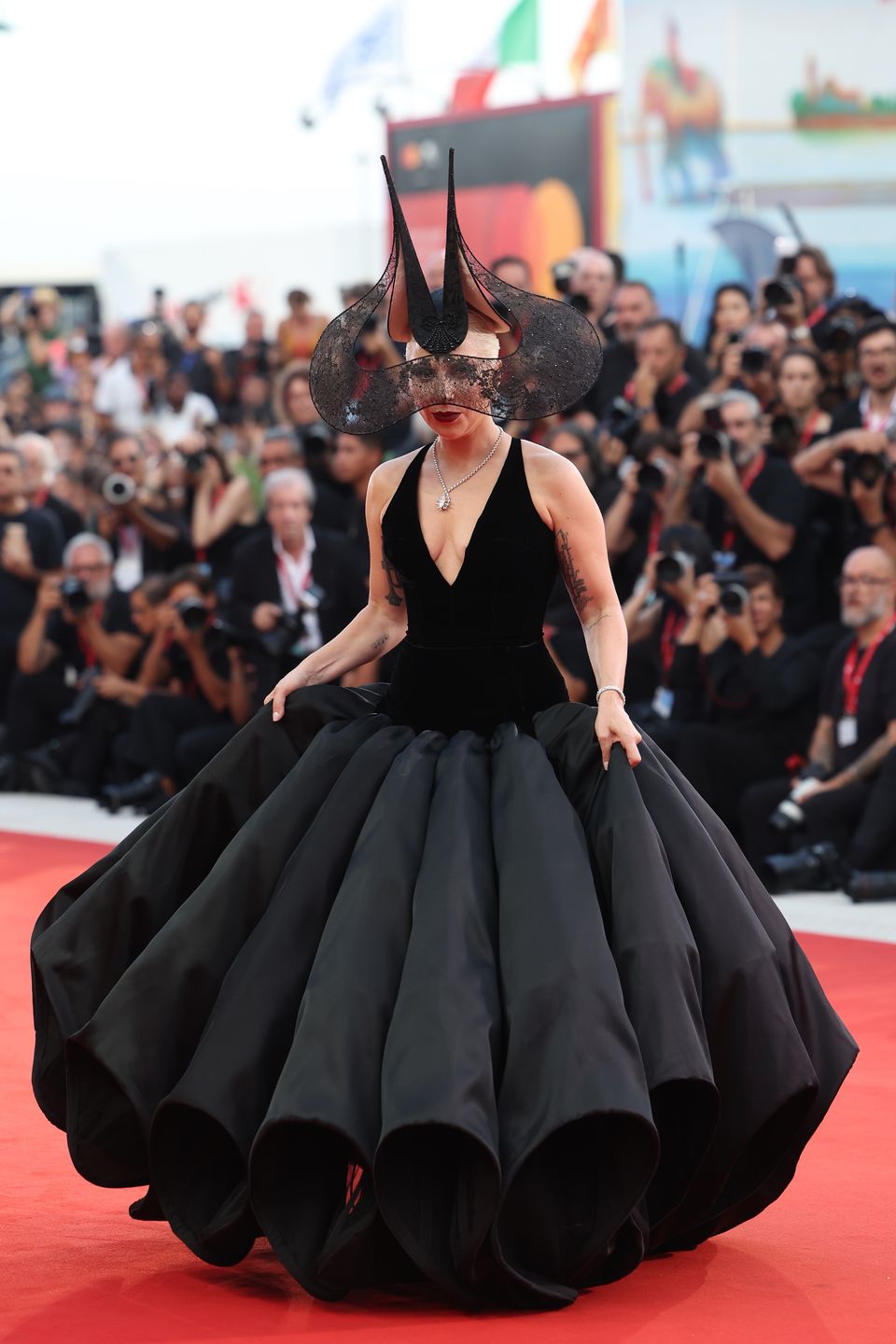 Lady Gaga zachwyca na festiwalu filmowym w Wenecji 