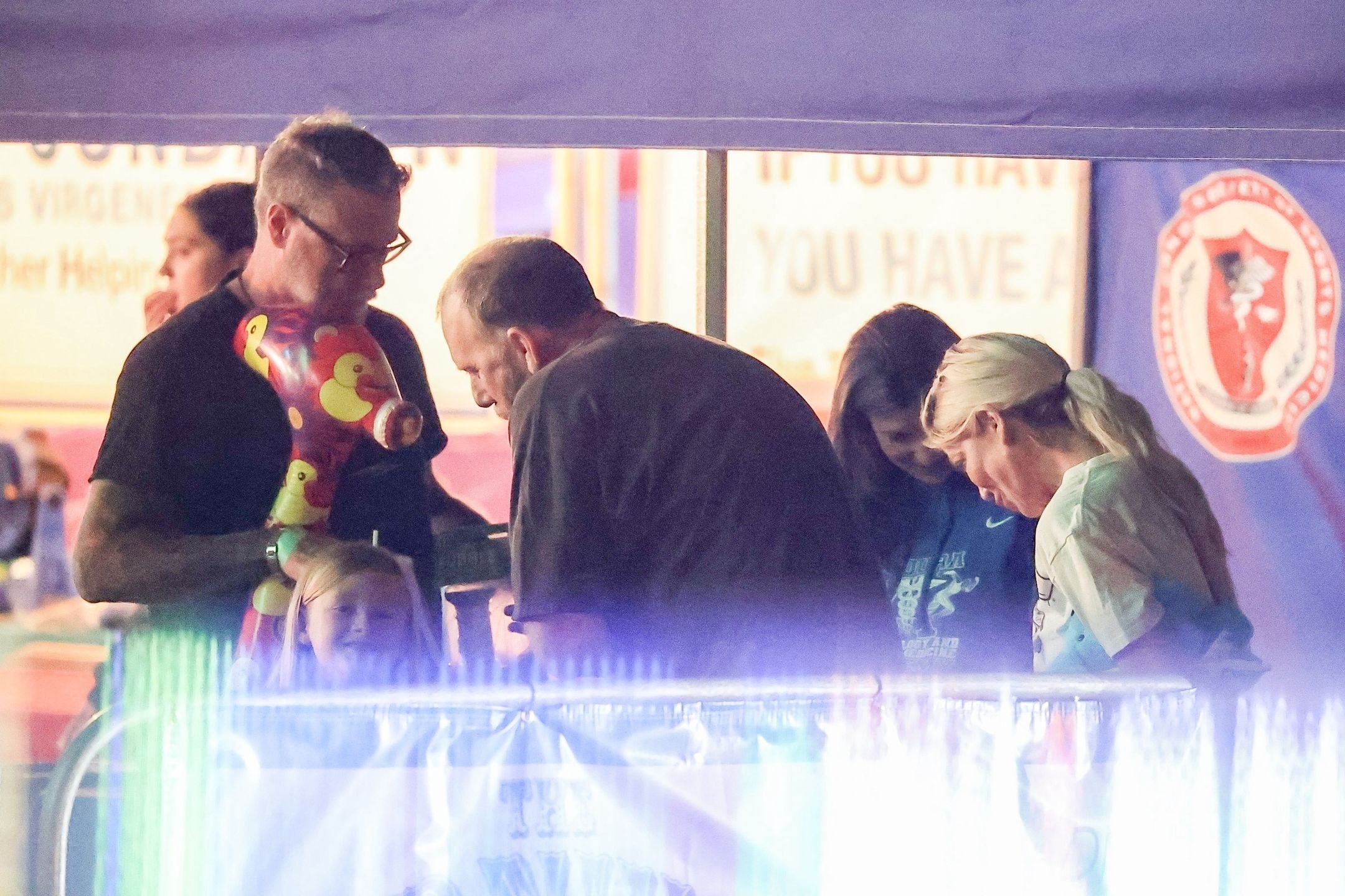 Tori Spelling "przyłapana" z byłym mężem i synem na jarmarku