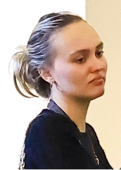 Lily-Rose Depp świętuje drugą rocznicę związku z partnerką