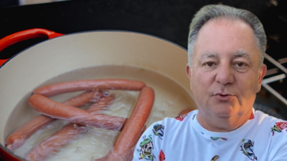 Robert Makłowicz wyjaśnił, jak powinno się przyrządzać parówki 