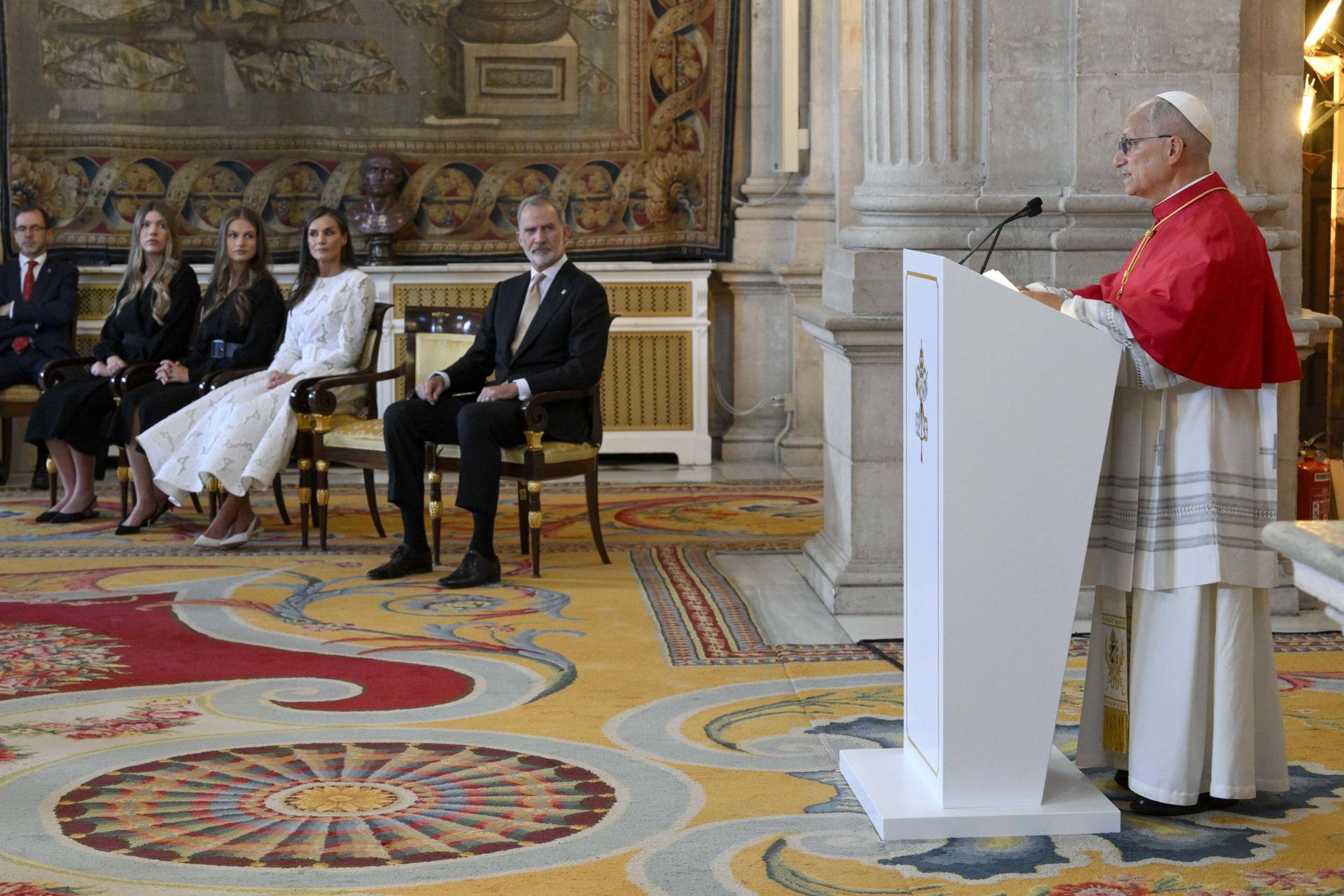 Papież Leon XIV w Madrycie: bezpieczeństwa nie zapewnią broń i mury