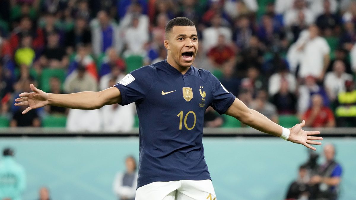 DOHA, QATAR - DECEMBER 04: Kylian Mbappe of France looks on during the FIFA World Cup Qatar 2022 Round of 16 match between France and Poland at Al Thumama Stadium on December 04, 2022 in Doha, Qatar. (Photo by Koji Watanabe/Getty Images)