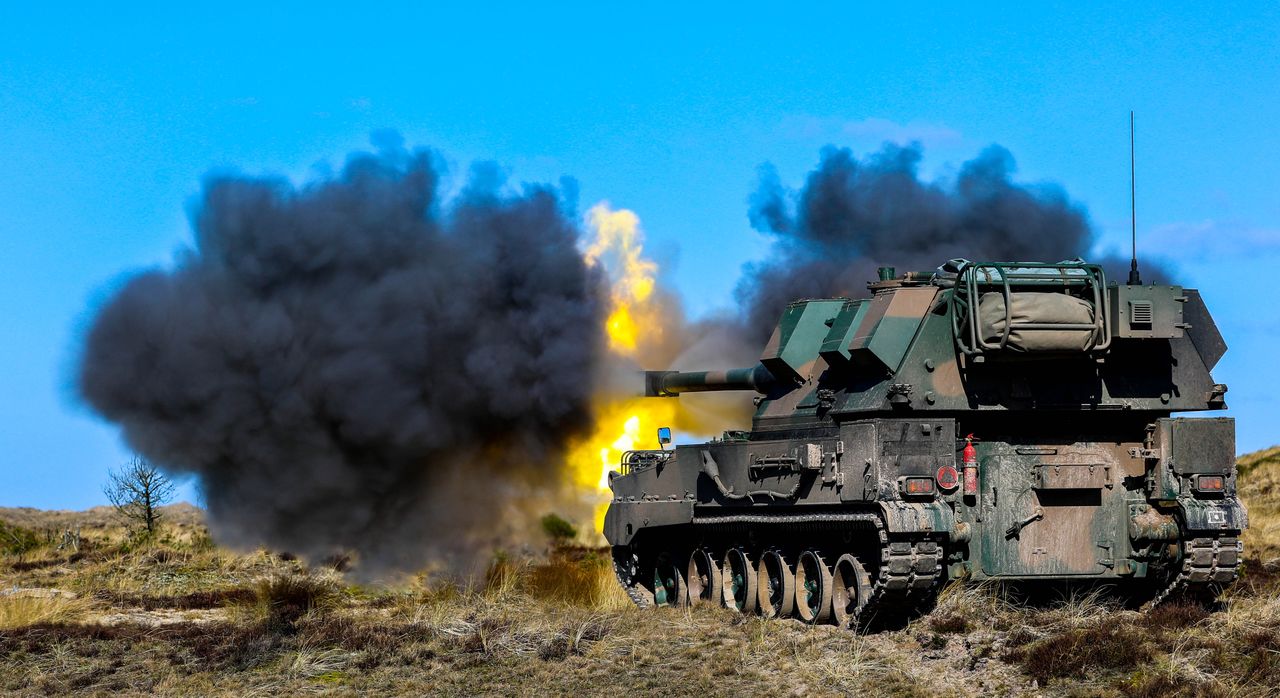 Ukrainian forces laud Polish Krab howitzer's edge over German rivals