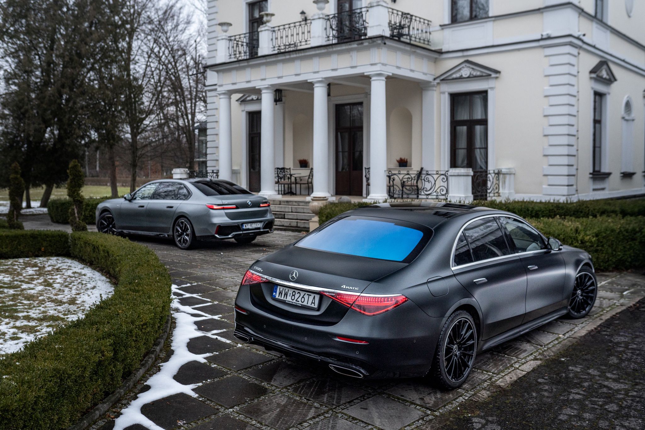BMW Serii 7 vs. Mercedes Klasy S