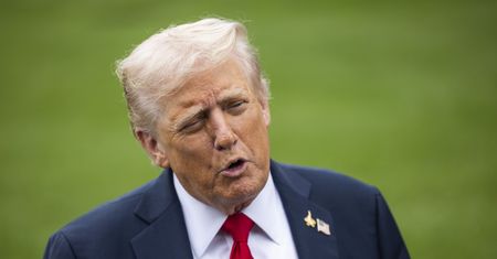 Trump deklaruje "konflikt zbrojny" z kartelami. Krytyka prawników
