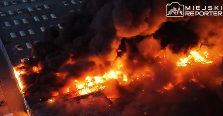 Tak wyglądał pożar w kulminacyjnym momencie. Porażające nagranie