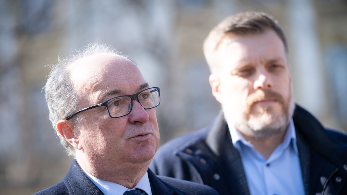 Wlodzimierz Czarzasty, Adrian Zandberg (Lewica) after the government's meeting with opposition politicians, at the Chancellery in Warsaw, Poland, on March 21, 2022 (Photo by Mateusz Wlodarczyk/NurPhoto via Getty Images)