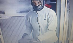 Katowice. Napadł na lombard, szukają go. Jest nagranie z monitoringu