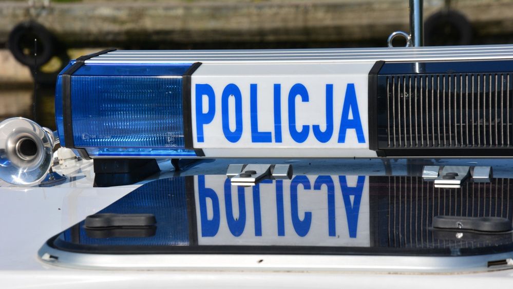 Wrocław. O krok od tragedii. Po pijaku staranował chodnik i zwyzywał policjantów