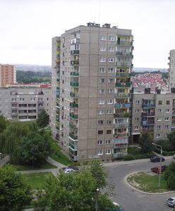 Sprawdzili bloki z wielkiej płyty. W niektórych "szereg nieprawidłowości"