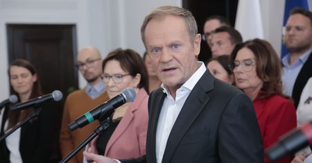Tusk proponuje Kaczyńskiemu: "Chodźmy na zakupy!"