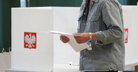 Gigantyczna różnica we frekwencji w wyborach. Ekspert tłumaczy, skąd się wzięła