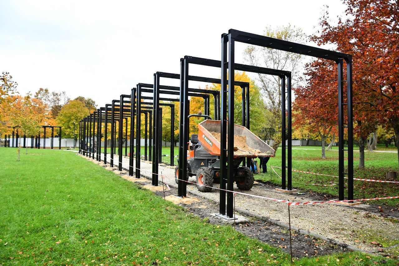 Busko-Zdrój: W rejonie tężni pojawiły się pergole