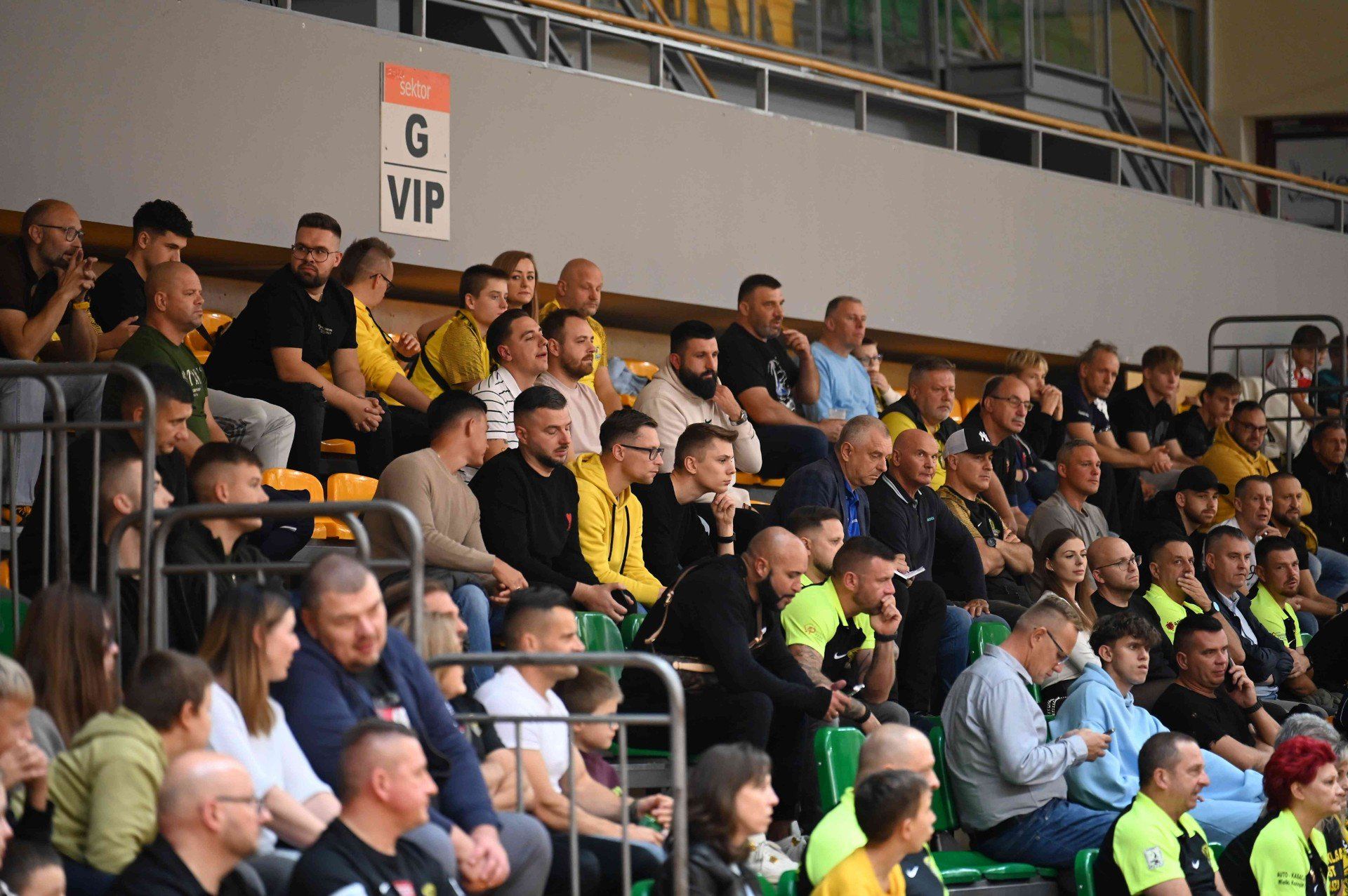 Tak było 8 października 2025 r. na trybunach świeckiej hali podczas meczu Futsal Świecie - Dreman Exlabesa Opole Komprachcice