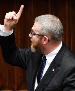 Grzegorz Braun ukarany za groźby wobec Niedzielskiego. To nie koniec