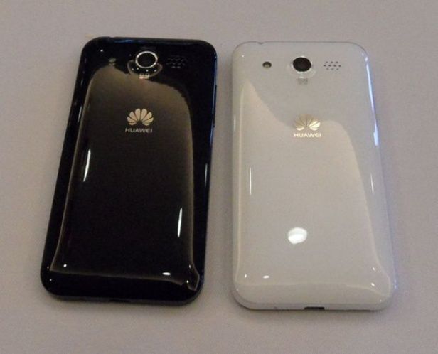 Huawei M886 Glory - tani i bardzo dobrze wyposażony smartfon z Androidem 3