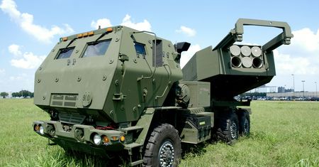 HIMARS dla Ukrainy. Kolejni "bogowie wojny" dostarczeni