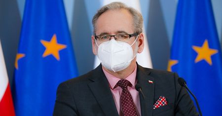Adam Niedzielski: W Polsce mamy początek trzeciej fali koronawirusa