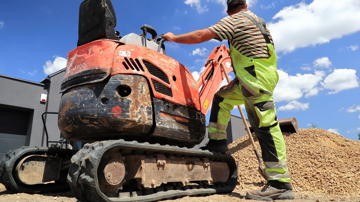 Budowa domu systemem gospodarczym może obniżyć koszt inwestycji o 20 proc. 