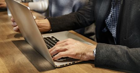 Nowy pakiet biurowy zastępuje Microsoft Office, możesz go używać w firmie za darmo