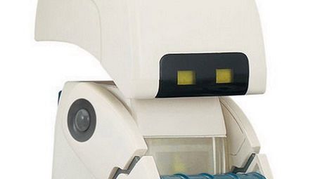 Wall-E Clean & Go wyczyści Ci biurko 1