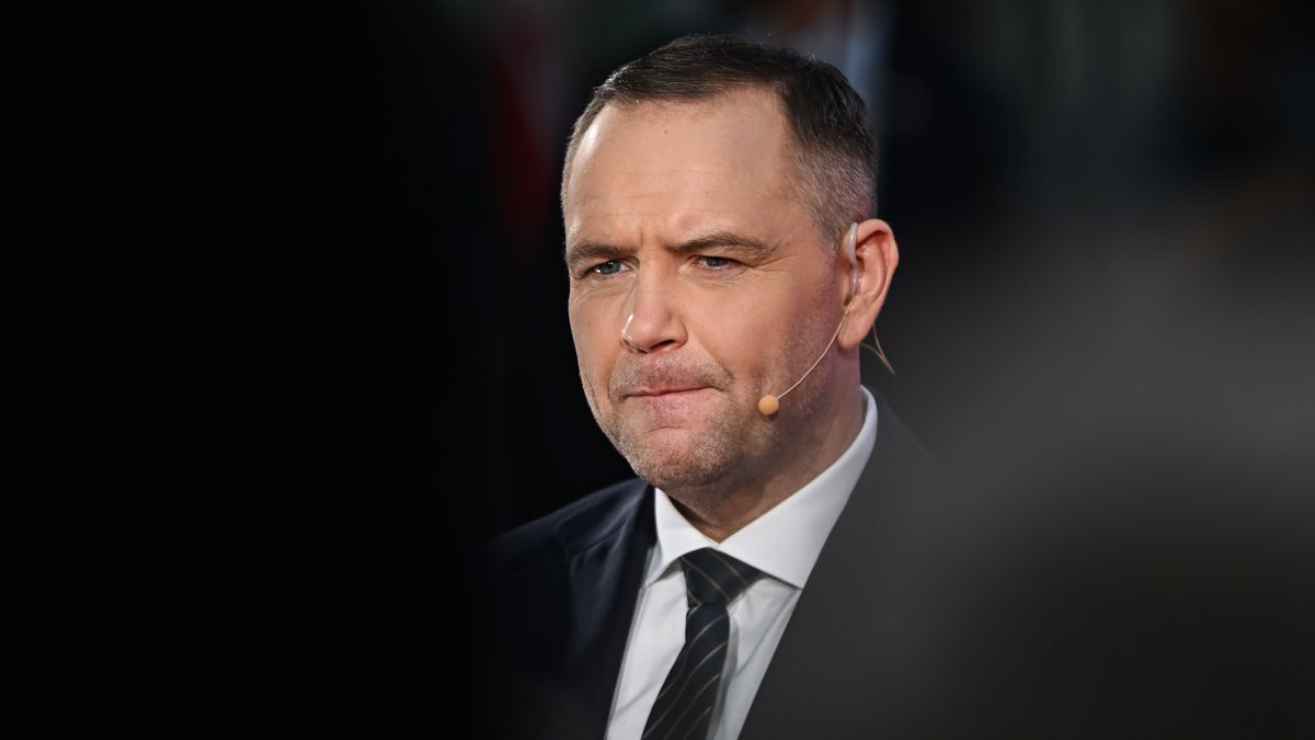 KRAKOW, POLAND  AUGUST 9:
A photo of newly sworn-in President of Poland, Karol Nawrocki, taken during a meeting with residents in Kolbuszowa on August 8, 2025.

Poland's new president, Karol Nawrocki, has been formally invited to the White House. His chief of staff, Pawe Szefernaker, announced on X that U.S. President Donald Trump sent Nawrocki an official congratulatory letter along with an invitation to Washington for a working meeting on September 3. (Photo by Artur Widak/NurPhoto via Getty Images)