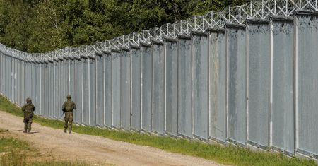 Niemieckie media: rząd Tuska stosuje pushbacki, a Bruksela milczy