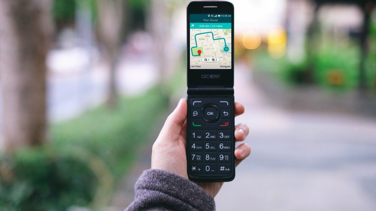 Alcatel Go Flip z KaiOS-em (źródło: KaiOS Press Pack)