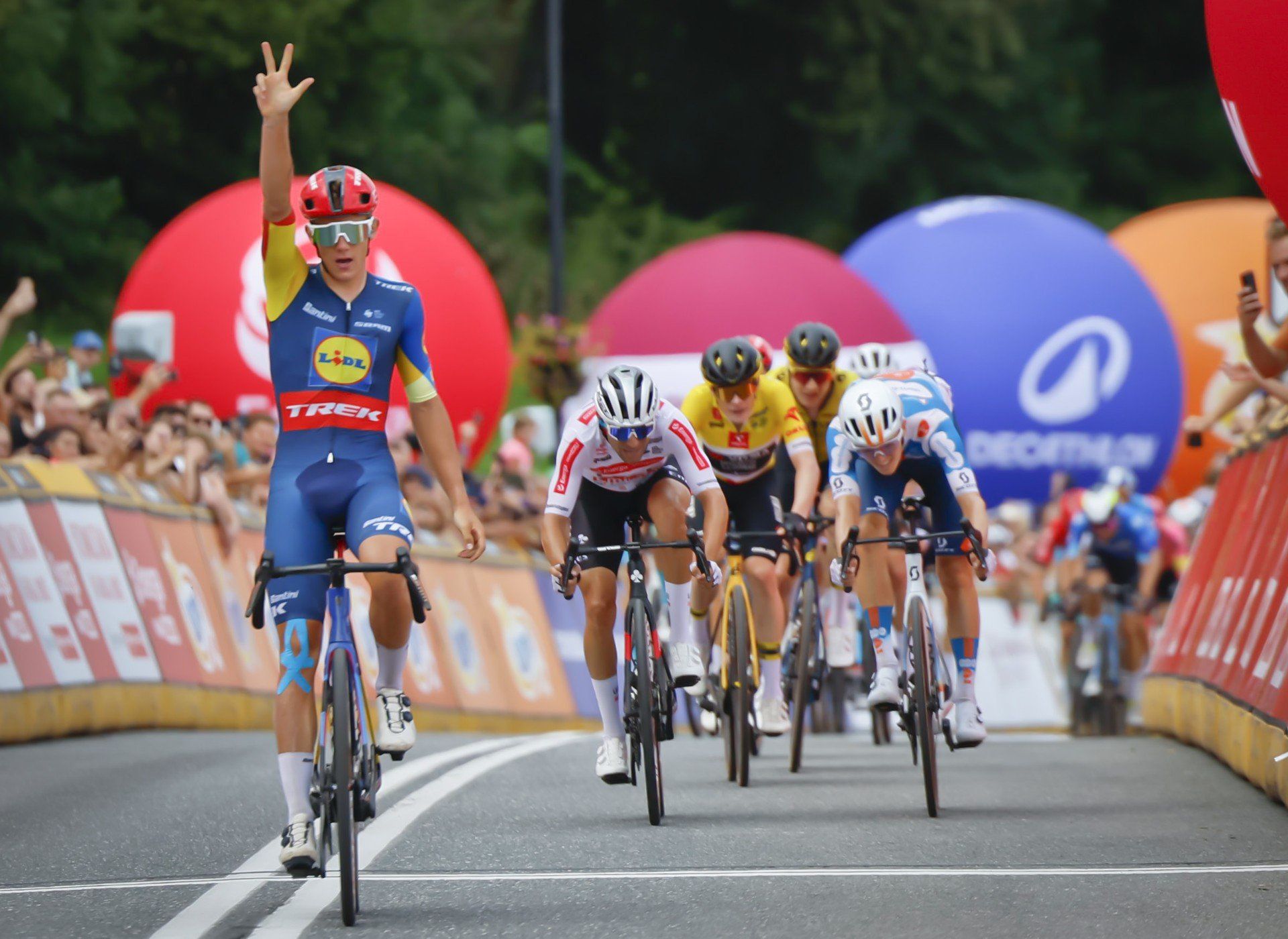 Tour de Pologne w Legnicy. Zablokowane ulice, objazdy MPK. Lista utrudnień w mieście